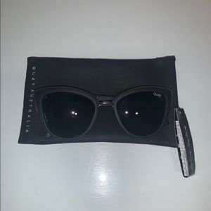 Quay Sunglasses NWT